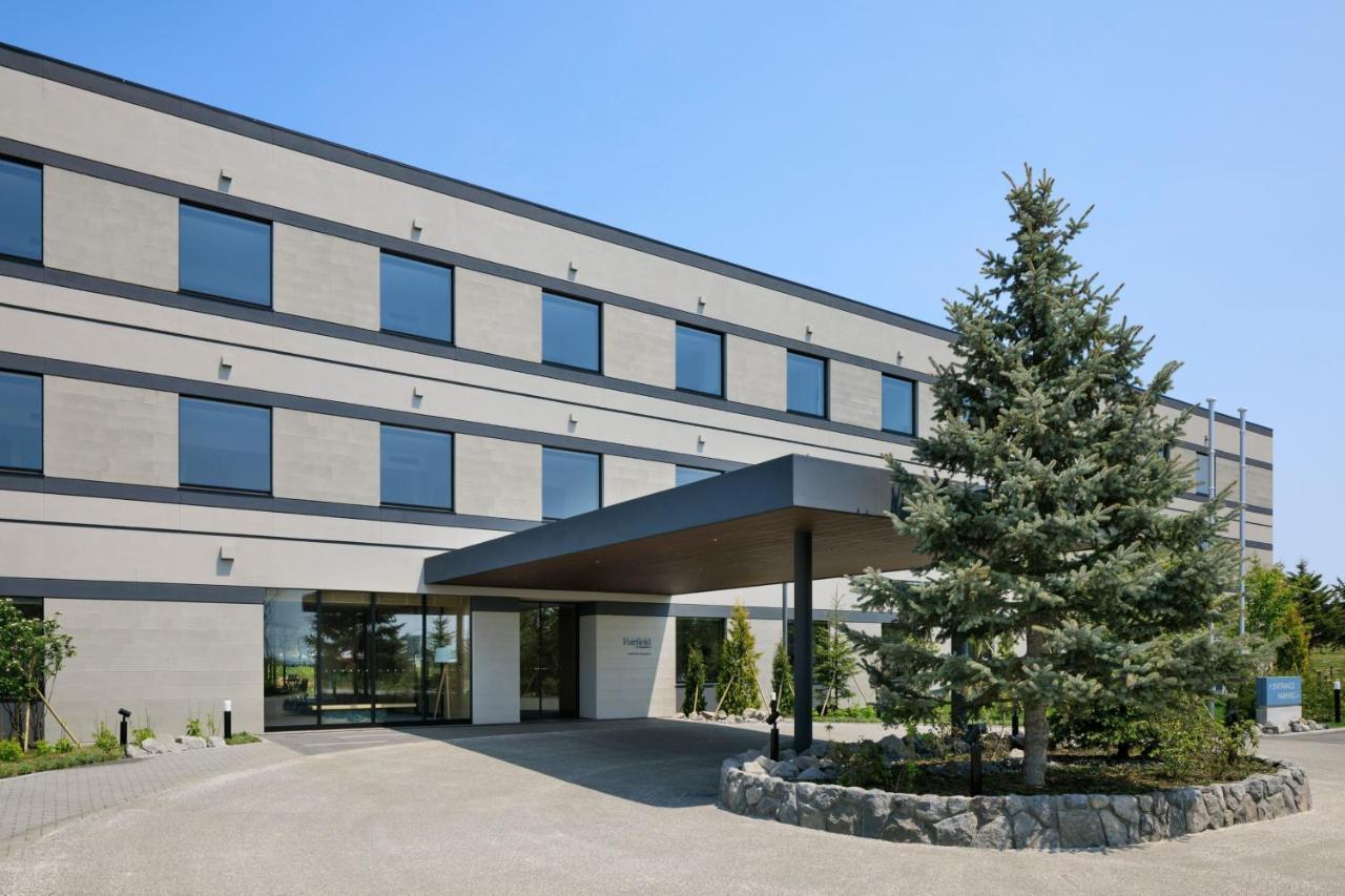 Hotel Fairfield By Marriott Hokkaido Naganuma Exterior foto